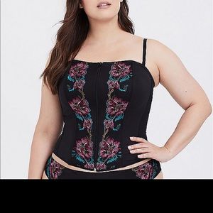 Torrid Black Bustier Embroidery NWT